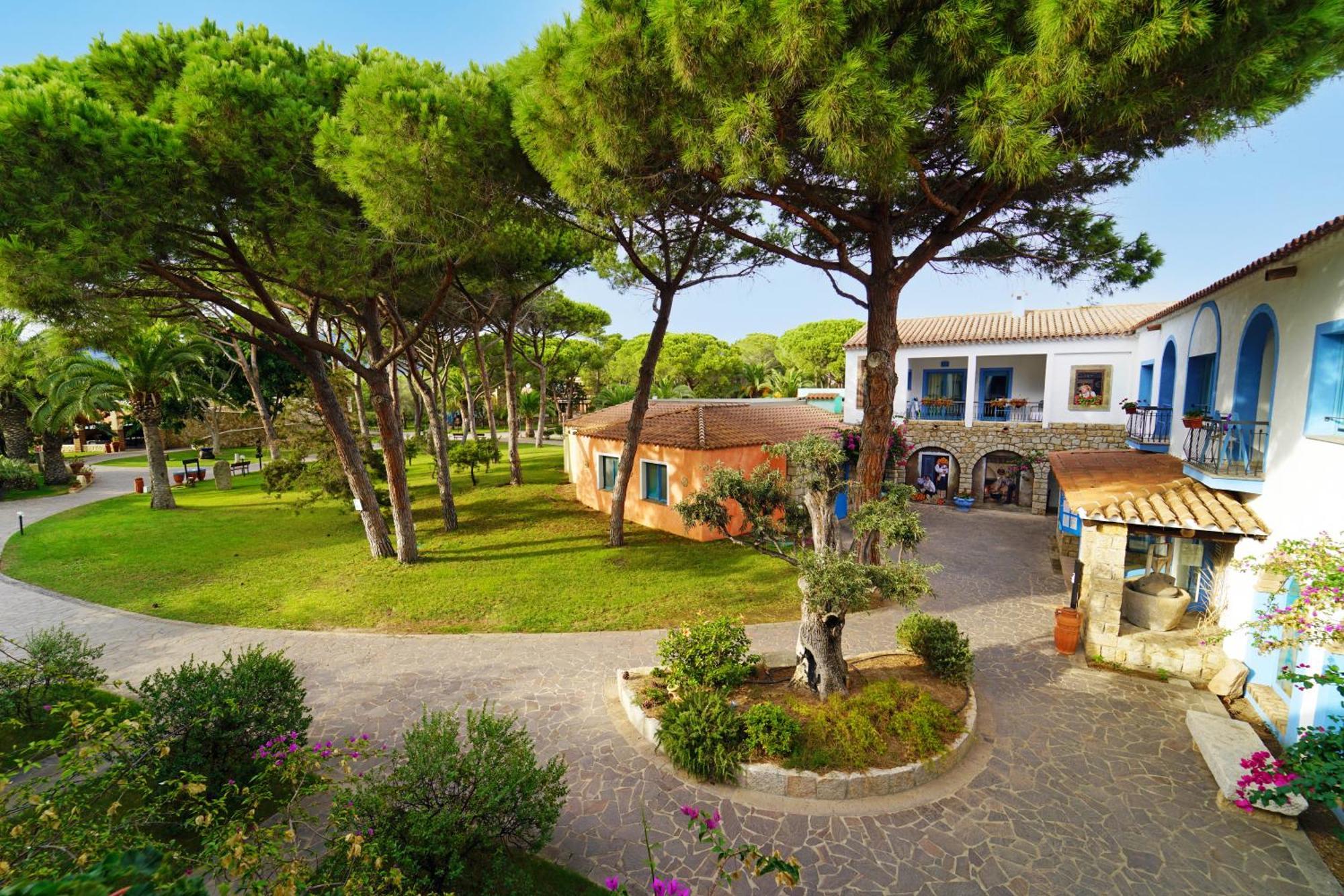 Colostrai Hotel Club San Priamo Esterno foto